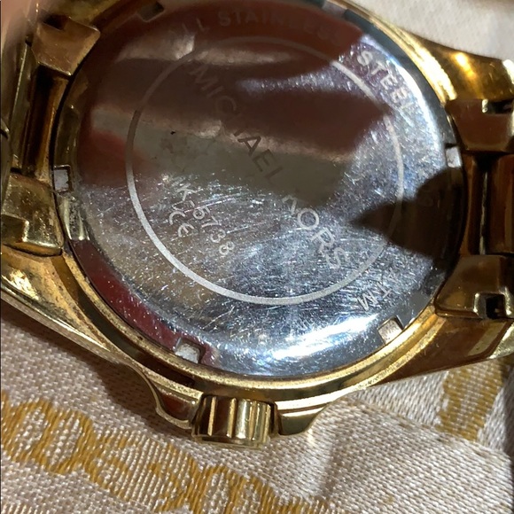 Gold Michael Korda watch - Picture 8 of 8